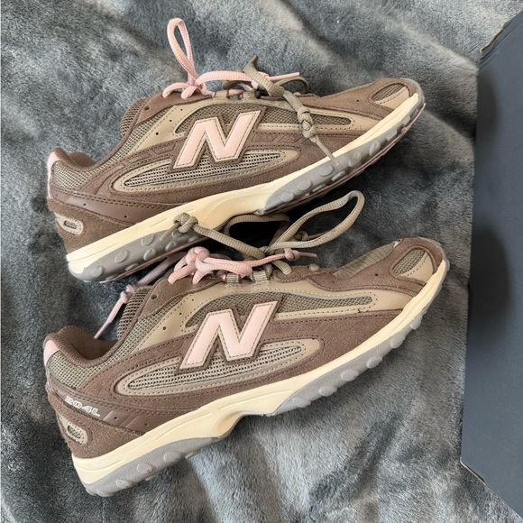 New Balance Shoes - New Balance Women’s Brown & Pink 530v1